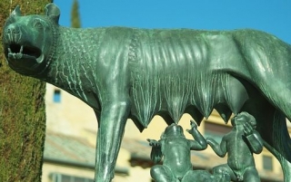 loba romulo y remo